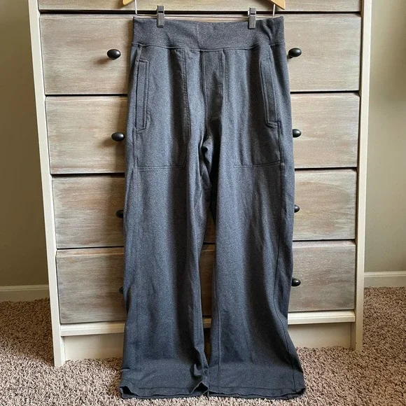 Lululemon Charcoal Gray Red Luon Smash Pants - Picture 2 of 6